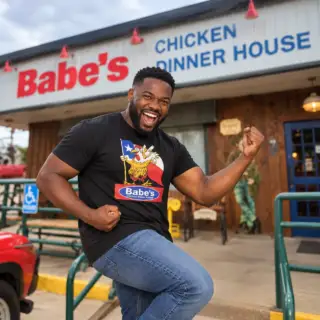 Babes Chicken Texas Flag Color Tee 3
